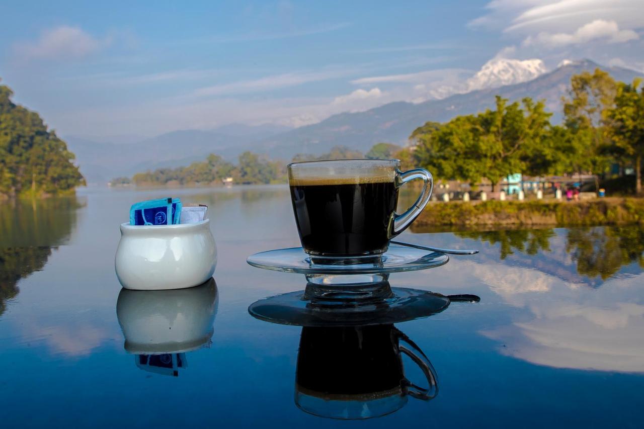 Fish Tail Lodge Pokhara Esterno foto