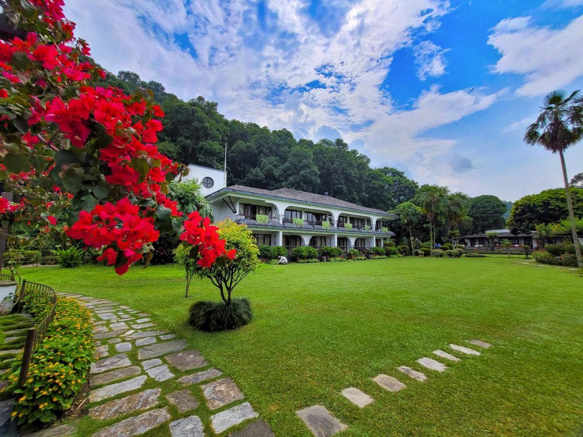 Fish Tail Lodge Pokhara Esterno foto