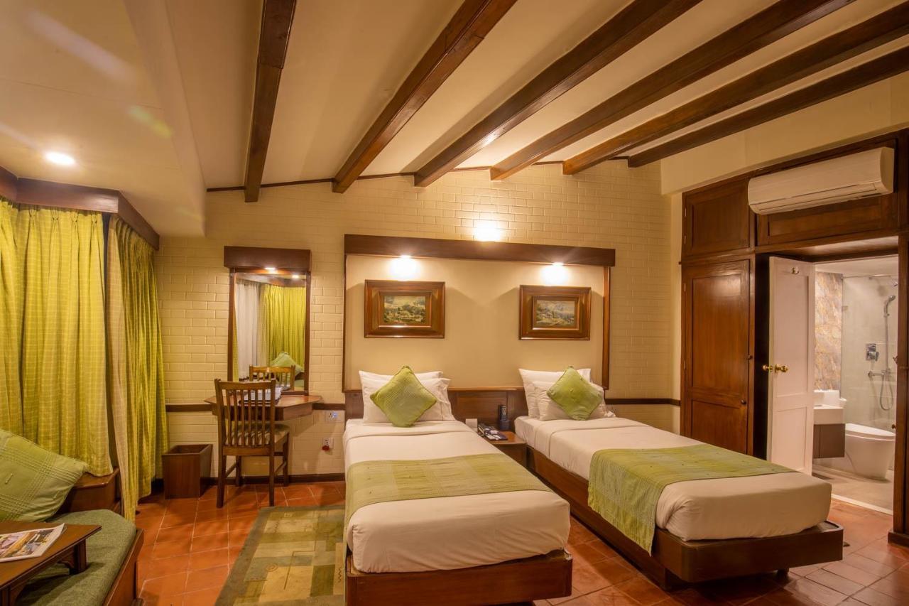 Fish Tail Lodge Pokhara Esterno foto