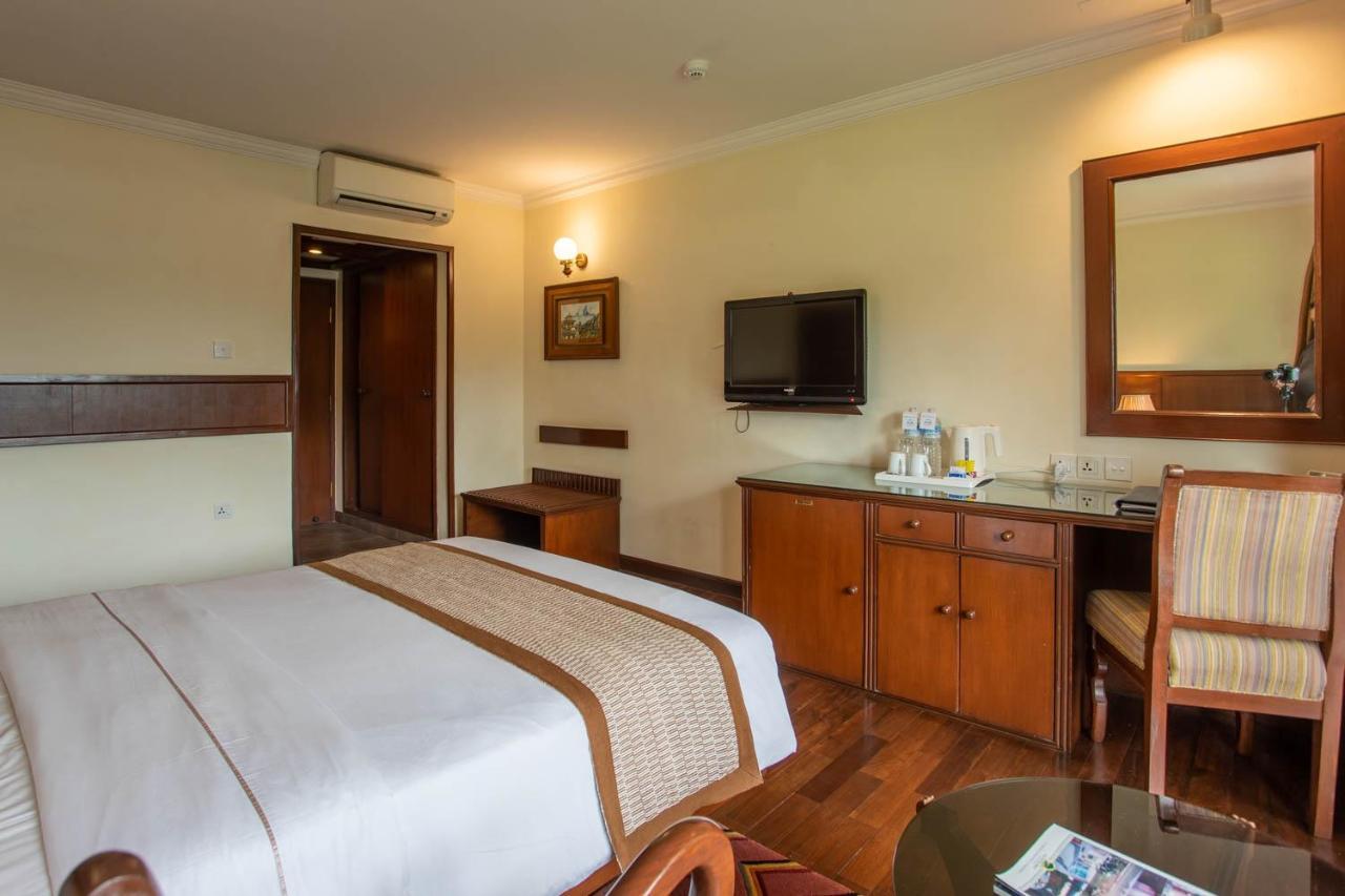 Fish Tail Lodge Pokhara Esterno foto